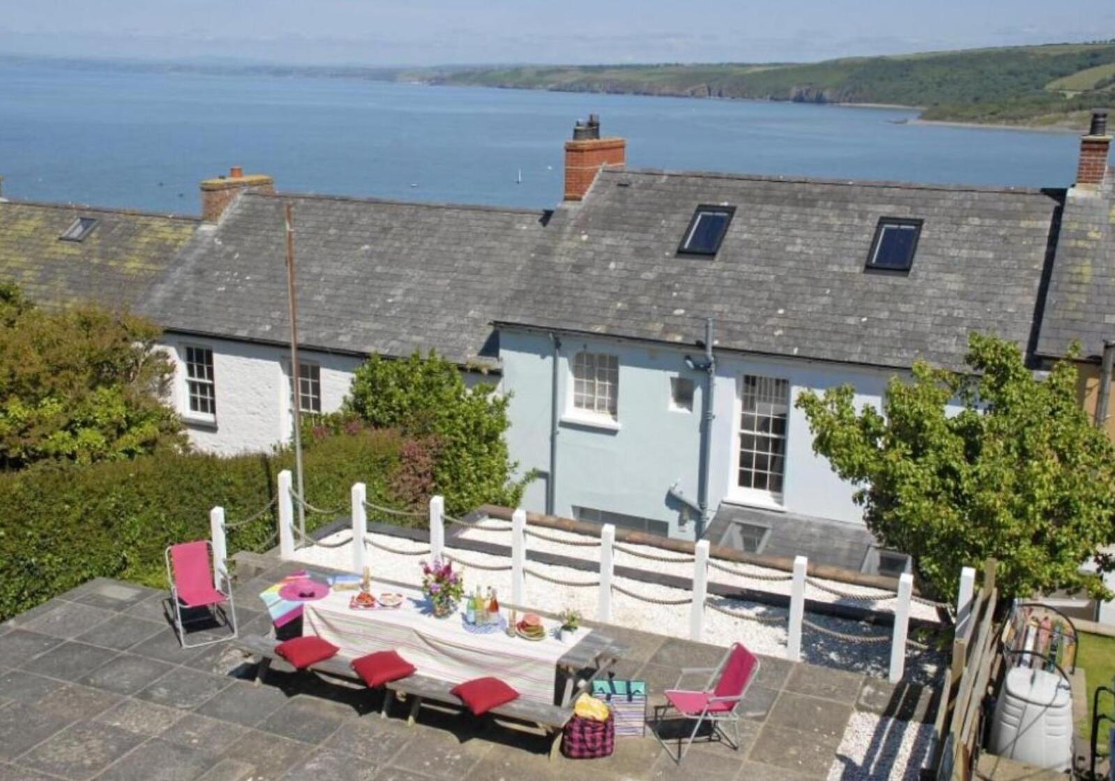 Bronwydd, Large Holiday Home In Seaside Town Of New Quay Exteriér fotografie